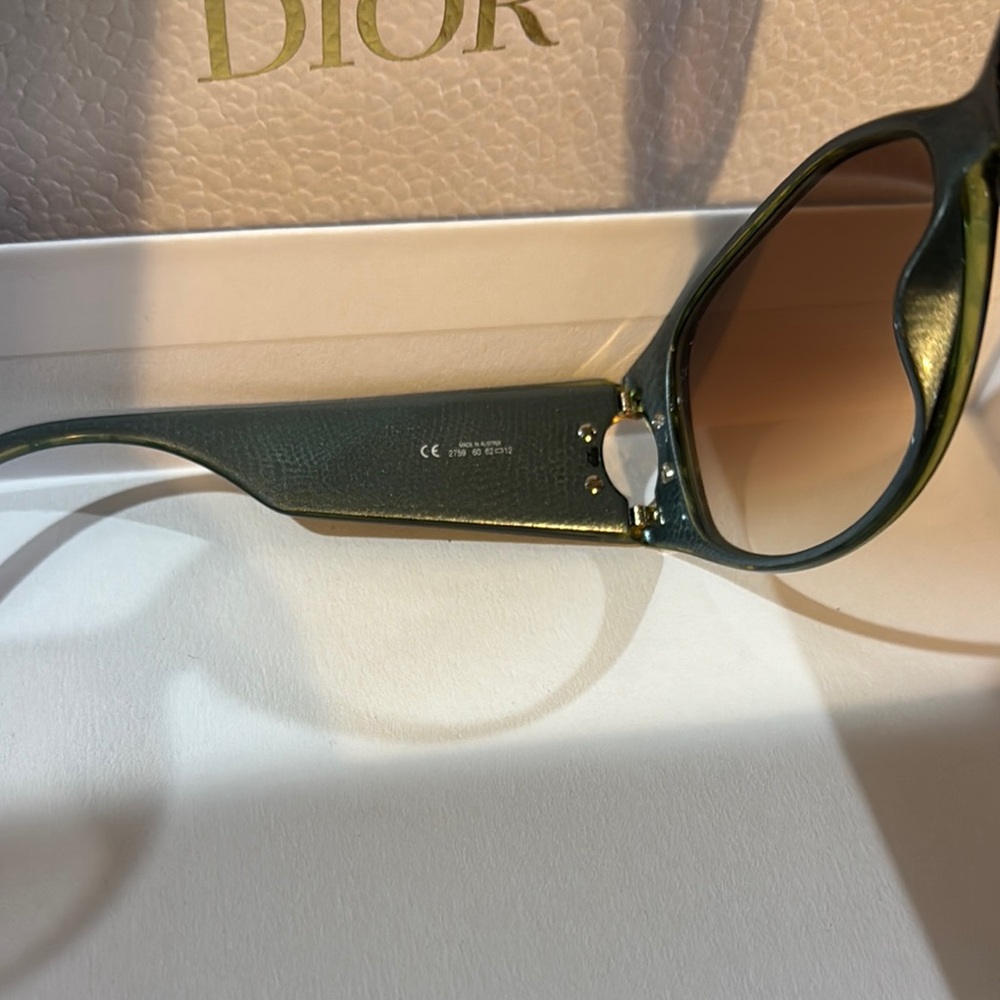 Christian Dior Authentic Green Women's Sunglasses In Amazing Condition With Box - Picture 6 of 16